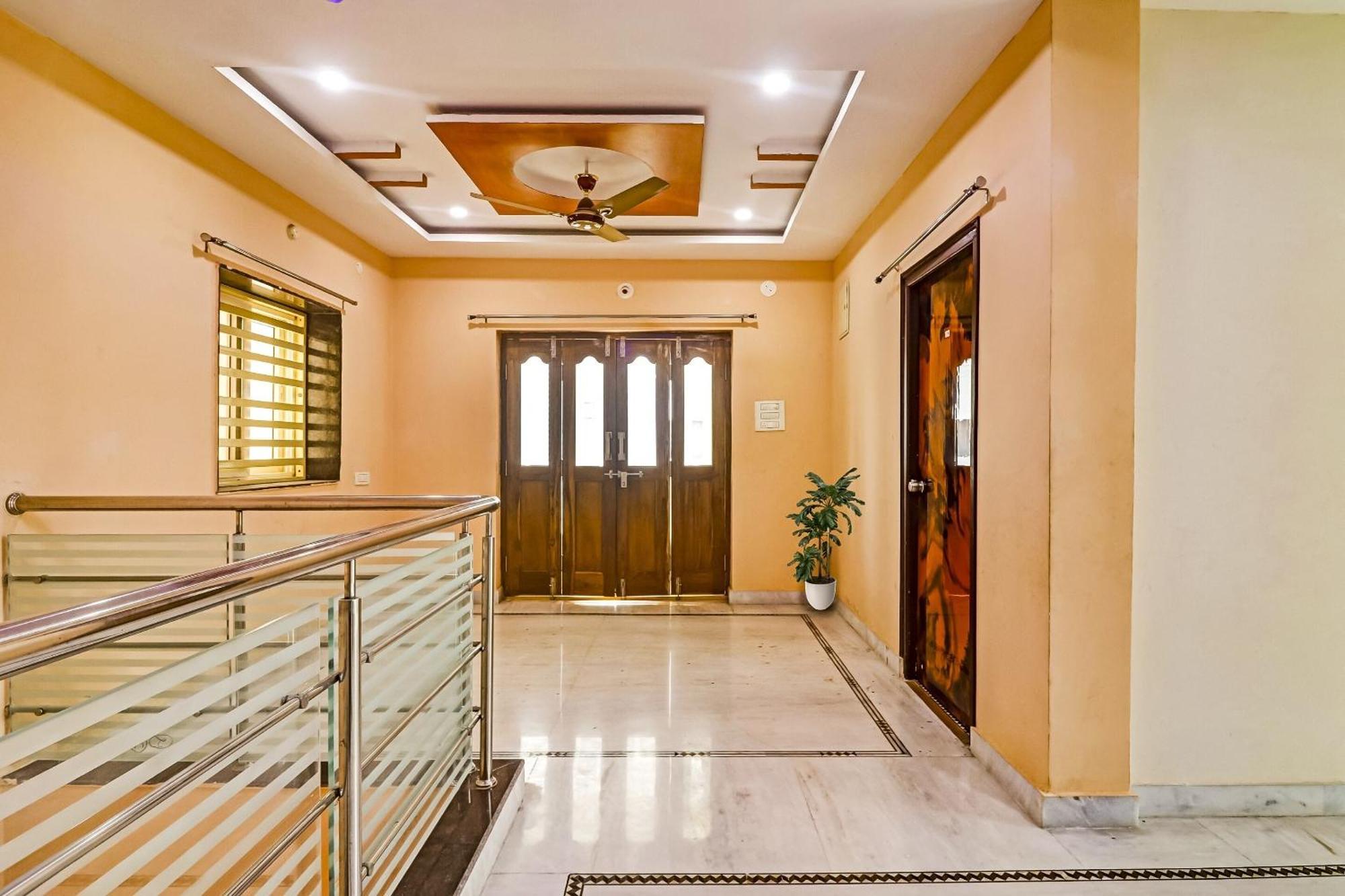 Hotel O Royal Stay Near Mantra Mall Haidar Sahibguda Exterior foto